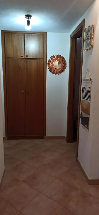 Дом отдыха Villa Indipendente Con Patio Giardino E Parcheggio Кастеллуццо Италия