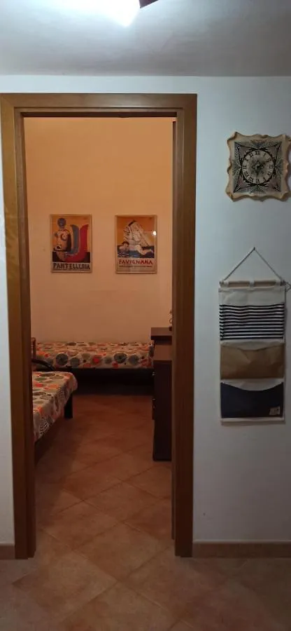 Villa Indipendente Con Patio Giardino E Parcheggio Castelluzzo